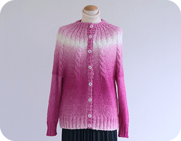 トップダウンで編むカーディガン