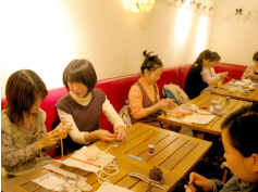 ȂƂ낪Ăɂ݂݋̕BɋĂ炦܂B	