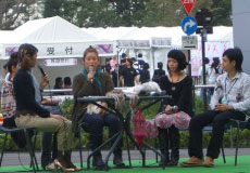 g[NV[ɂ́AL[fUCi[̃gLgR  OCoU[̃A[eBXgɂo܂B